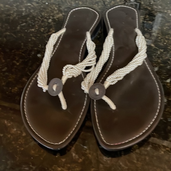 Pearl flip flops - Picture 2 of 4